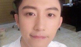 黄景瑜最新八卦爆料,神秘女友身份引热议