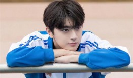 侯明昊恋情爆料最新消息,甜蜜细节引粉丝热议