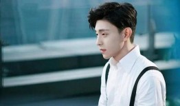 最新爆料邓伦,神秘女友身份引网友热议